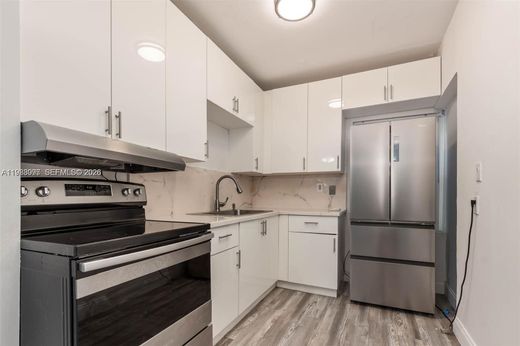 Villa - Miami, Miami-Dade County