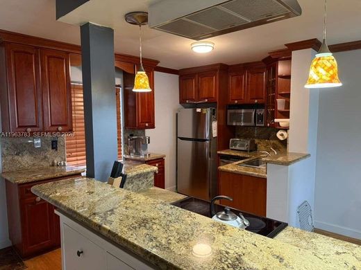 Residential complexes in Pompano Beach, Broward County