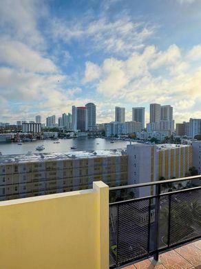公寓楼  Hallandale Beach, Broward County