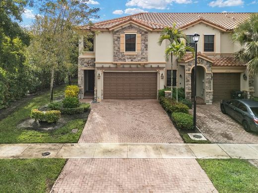Townhouse in Coconut Creek, Broward County
