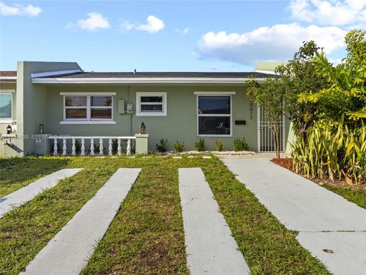 Townhouse in Miami, Miami-Dade