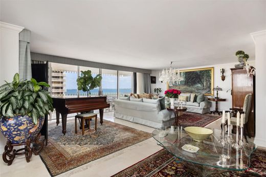 Жилой комплекс, Coconut Grove, Miami-Dade County