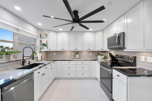 Жилой комплекс, Highland Beach, Palm Beach County