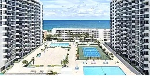 Pompano Beach, Broward Countyのアパートメント・コンプレックス