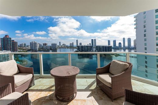 Residential complexes in Aventura, Miami-Dade