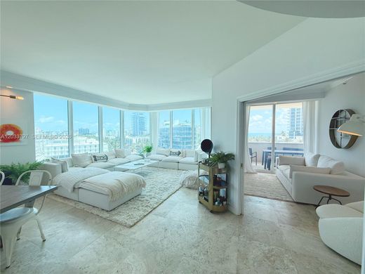 Residential complexes in Miami Beach, Miami-Dade