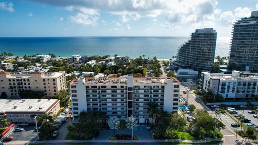Residential complexes in Fort Lauderdale, Broward County