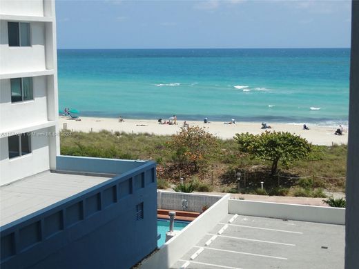 Komplex apartman Miami Beach, Miami-Dade County