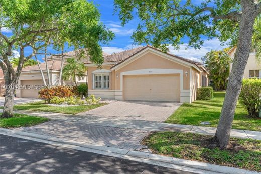 Villa - Weston, Broward County