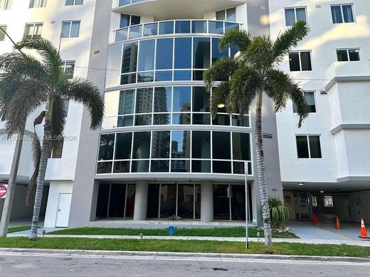 Residential complexes in Miami, Miami-Dade