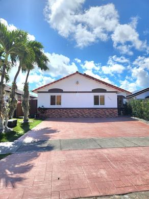 Villa in Miami, Miami-Dade