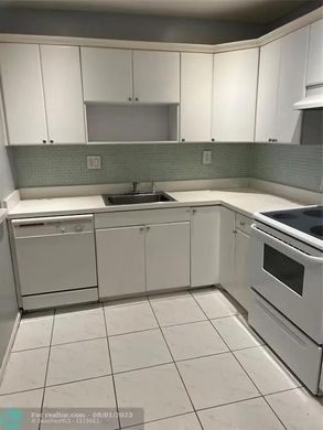 Κτίριο σε Coral Springs, Broward County