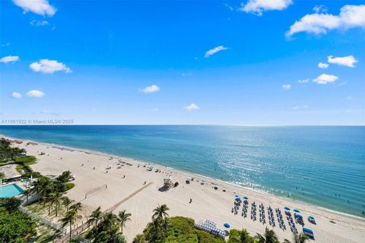 Κτίριο σε Sunny Isles Beach, Miami-Dade County
