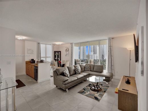 Complesso residenziale a Sunny Isles Beach, Miami-Dade County