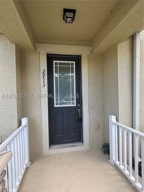 Townhouse in Kissimmee, Osceola County