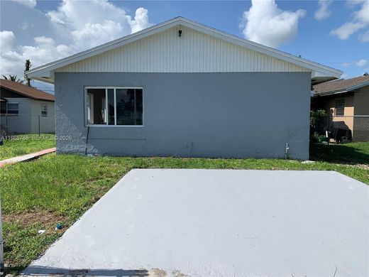 Villa in Florida City, Miami-Dade