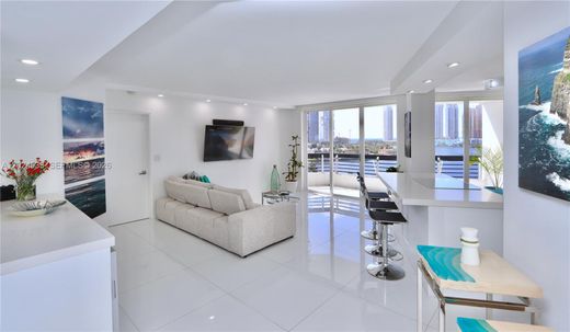Жилой комплекс, Aventura, Miami-Dade County