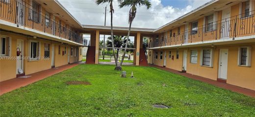 Residential complexes in Miami, Miami-Dade