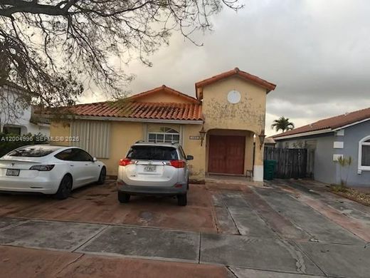 Villa in Miami Terrace Mobile Home, Miami-Dade