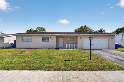 Villa in Margate, Broward County