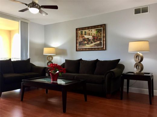 Жилой комплекс, Aventura, Miami-Dade County