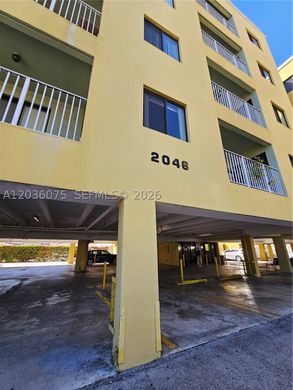 Residential complexes in Miami, Miami-Dade