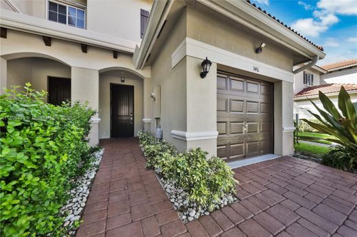 Townhouse in Deerfield Beach, Broward County