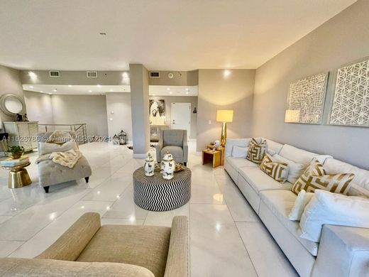 Complexes résidentiels à Aventura, Comté de Miami-Dade