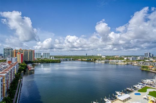 Residential complexes in Sunny Isles Beach, Miami-Dade