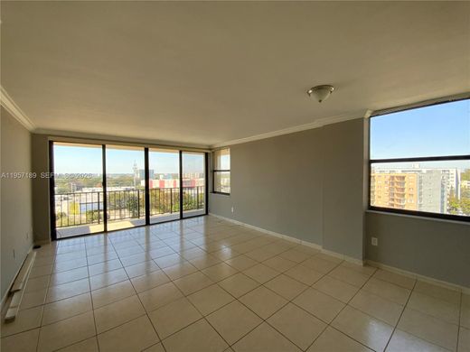 Complesso residenziale a North Miami, Miami-Dade County