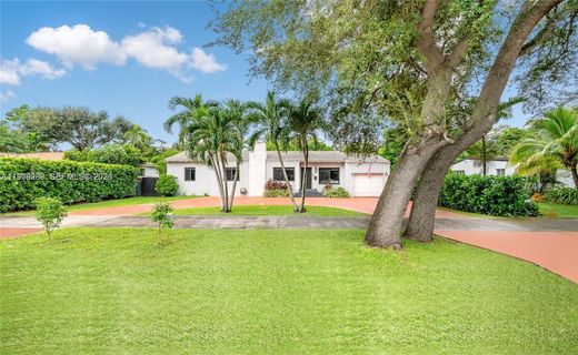 Villa in Miami Springs, Miami-Dade