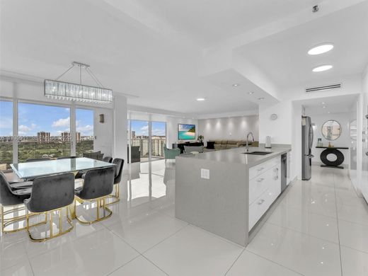 公寓楼  Aventura, Miami-Dade County