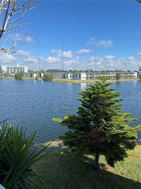Wohnkomplexe in Miami Gardens, Miami-Dade County