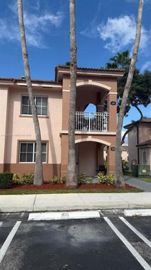Residential complexes in Homestead, Miami-Dade