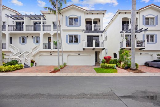 Townhouse in Boynton Beach, Palm Beach