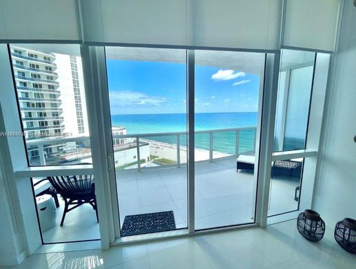 公寓楼  Sunny Isles Beach, Miami-Dade County