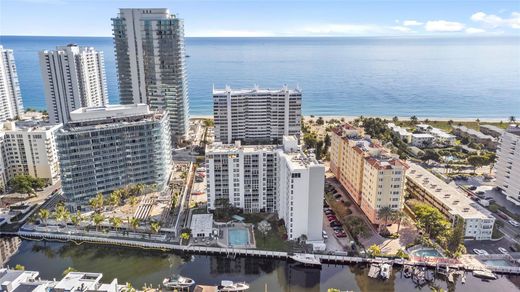 Residential complexes in Pompano Beach, Broward County