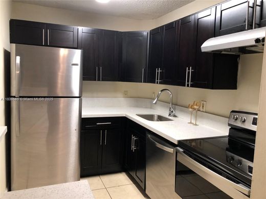 Жилой комплекс, Плантация, Broward County