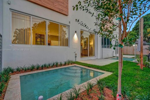 Townhouse in Fort Lauderdale, Broward County