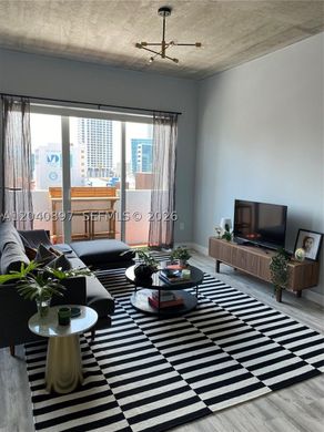 Complesso residenziale a Miami, Miami-Dade County