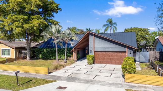 Villa Miami, Miami-Dade County