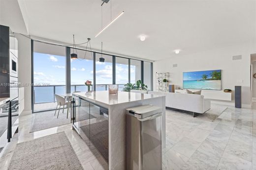 Komplex apartman Miami, Miami-Dade County