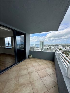 Complesso residenziale a Miami Beach, Miami-Dade County