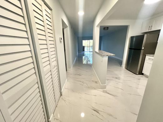 Residential complexes in Margate Estates, Broward County