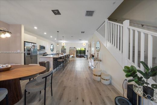 Κτίριο σε Doral, Miami-Dade County