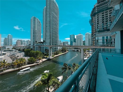 Complexos residenciais - Miami, Miami-Dade County