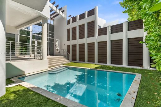 Townhouse in Key Biscayne, Miami-Dade