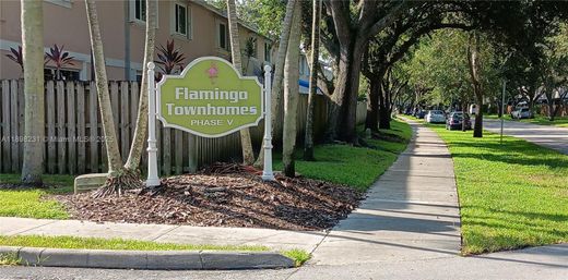 Αστικό ακίνητο σε Cooper City, Broward County