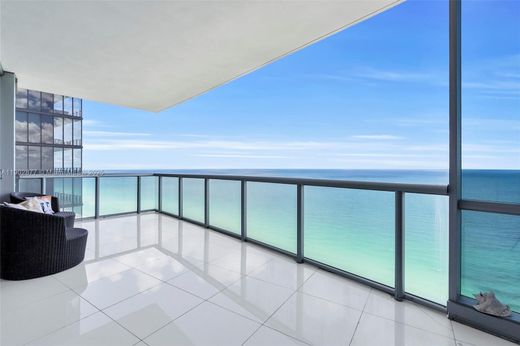 Kamienica w Sunny Isles Beach, Miami-Dade County