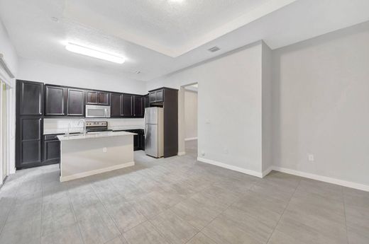 Townhouse in Miami, Miami-Dade